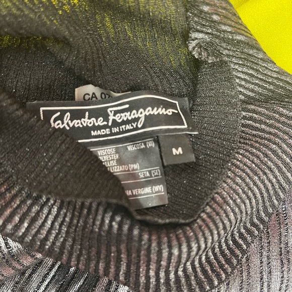 Salvatore Ferragamo Silver Ribbed Turtleneck Sweater - Picture 5 of 7
